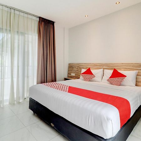 OYO Flagship 90775 I Sleep Hotel Bandung Bagian luar foto