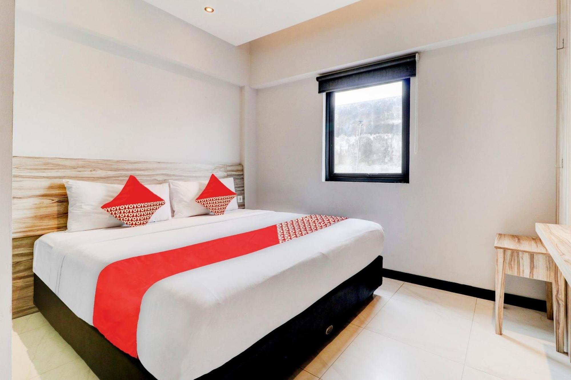 OYO Flagship 90775 I Sleep Hotel Bandung Bagian luar foto