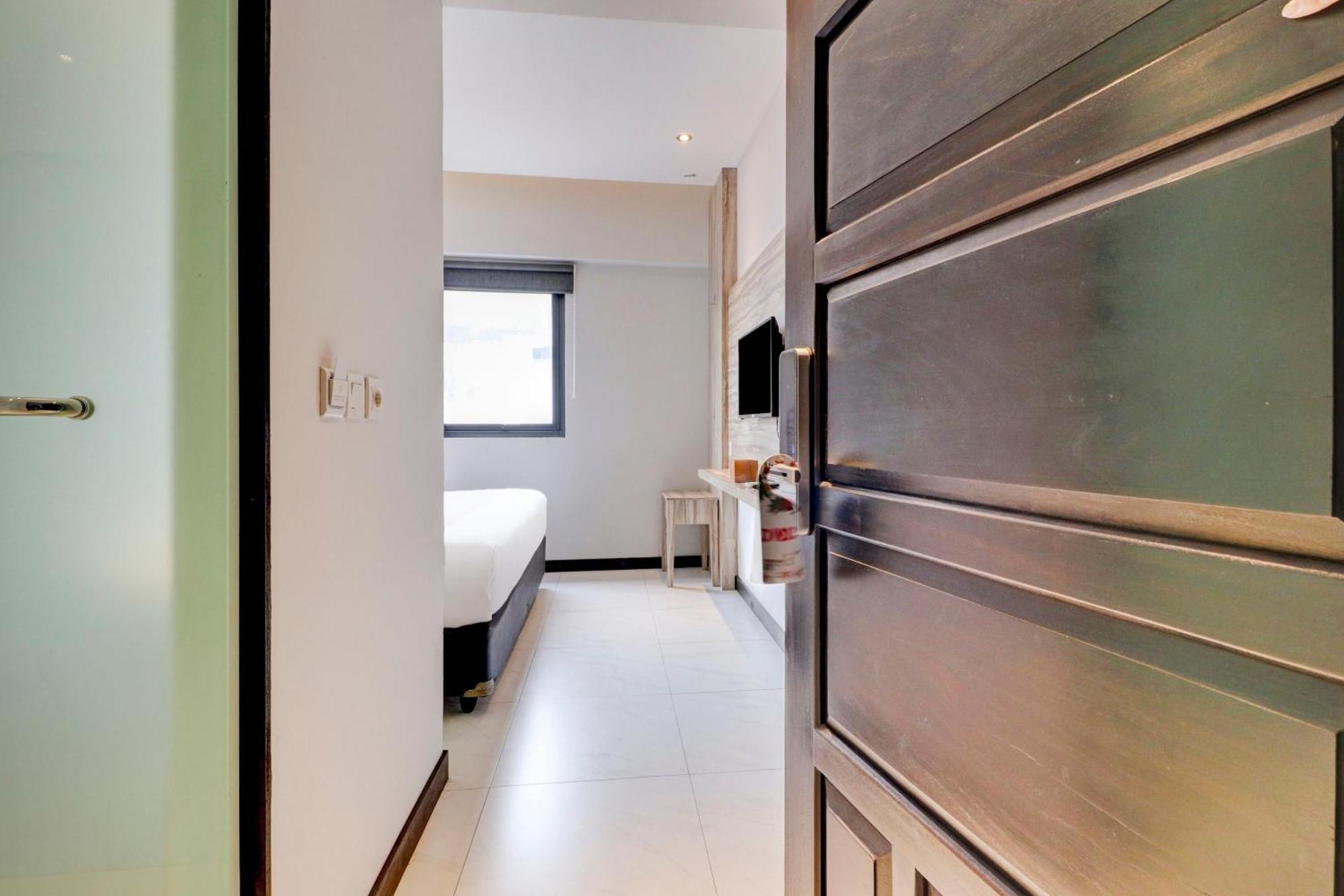OYO Flagship 90775 I Sleep Hotel Bandung Bagian luar foto