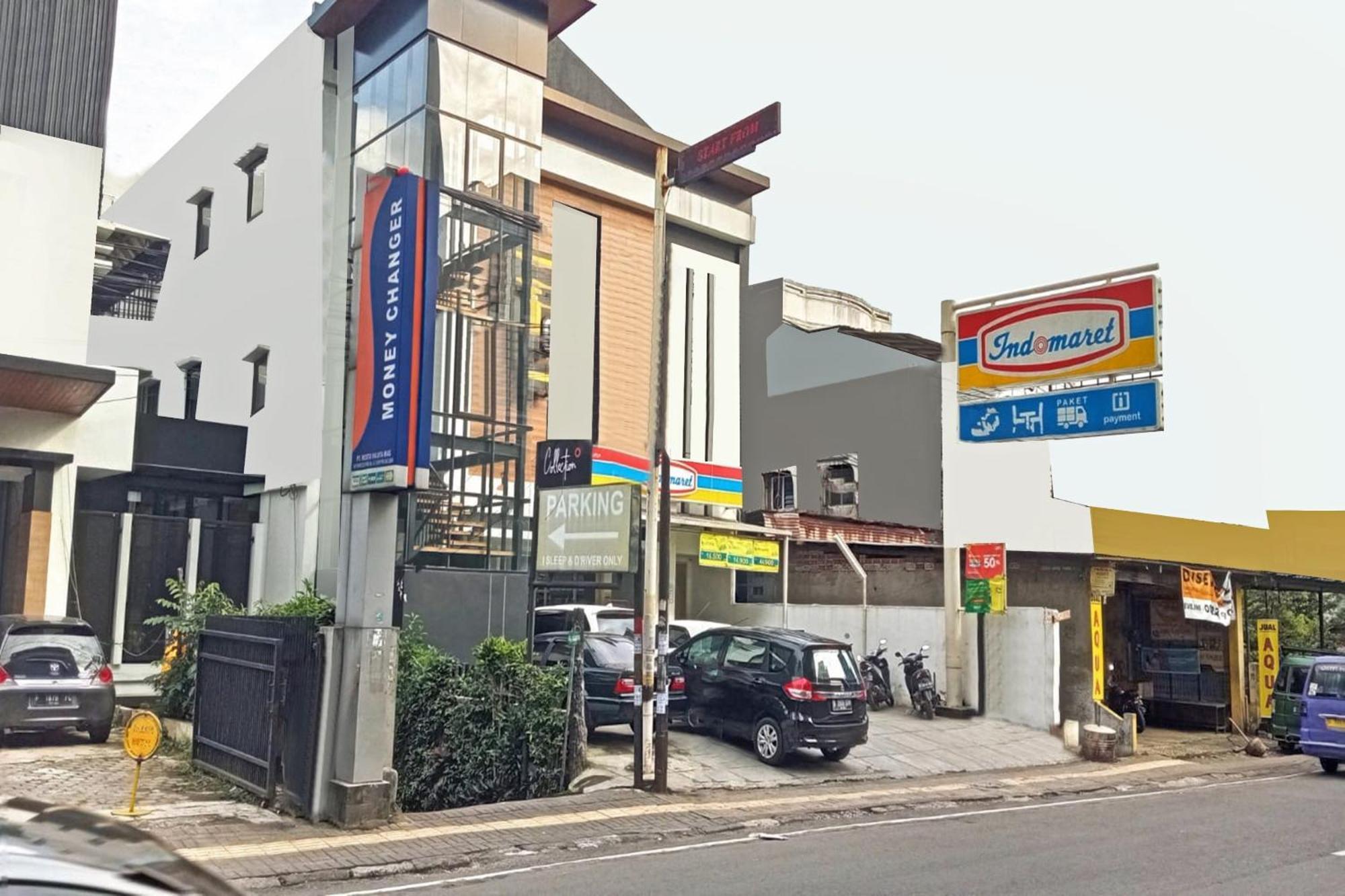 OYO Flagship 90775 I Sleep Hotel Bandung Bagian luar foto