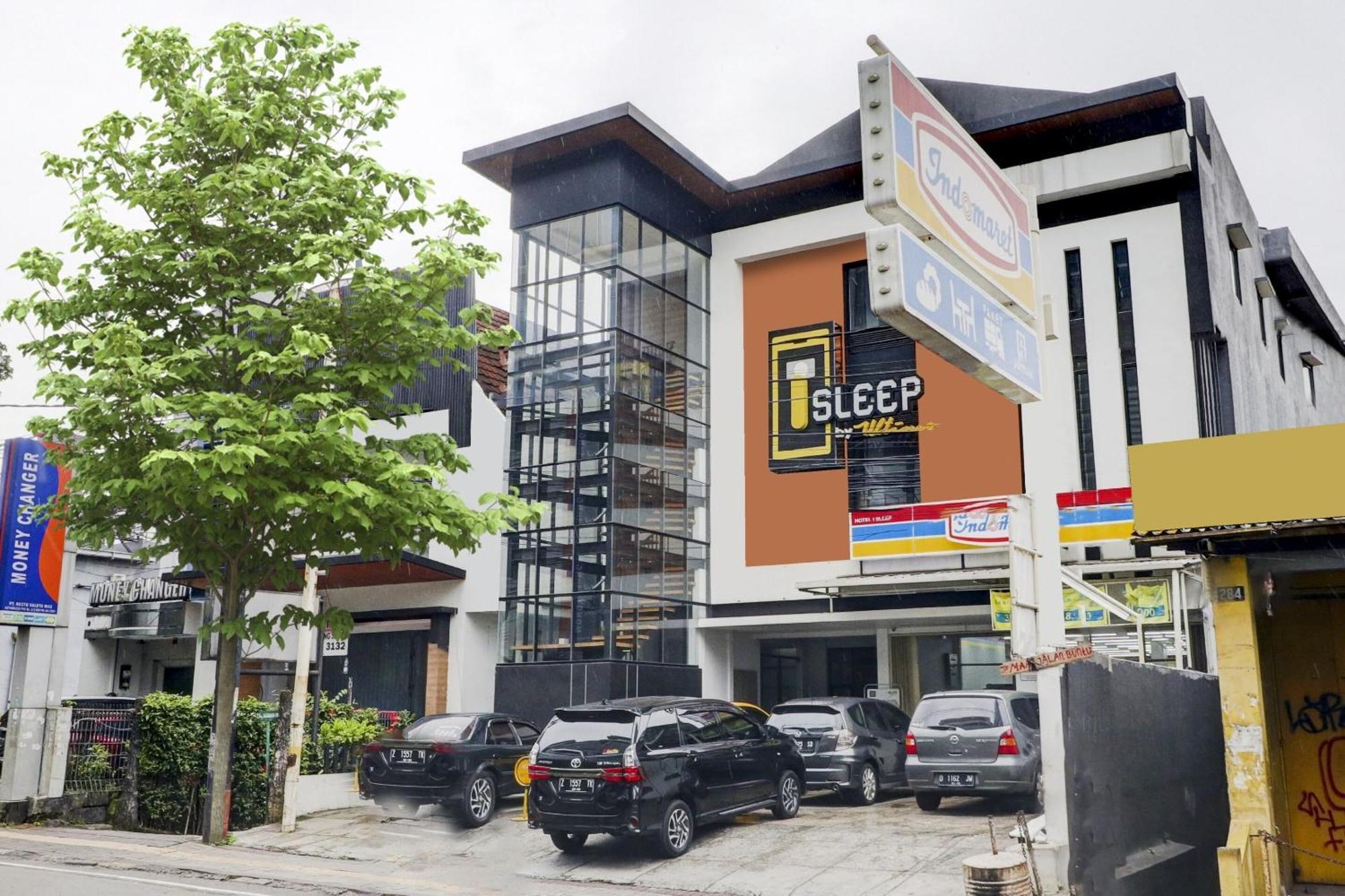 OYO Flagship 90775 I Sleep Hotel Bandung Bagian luar foto